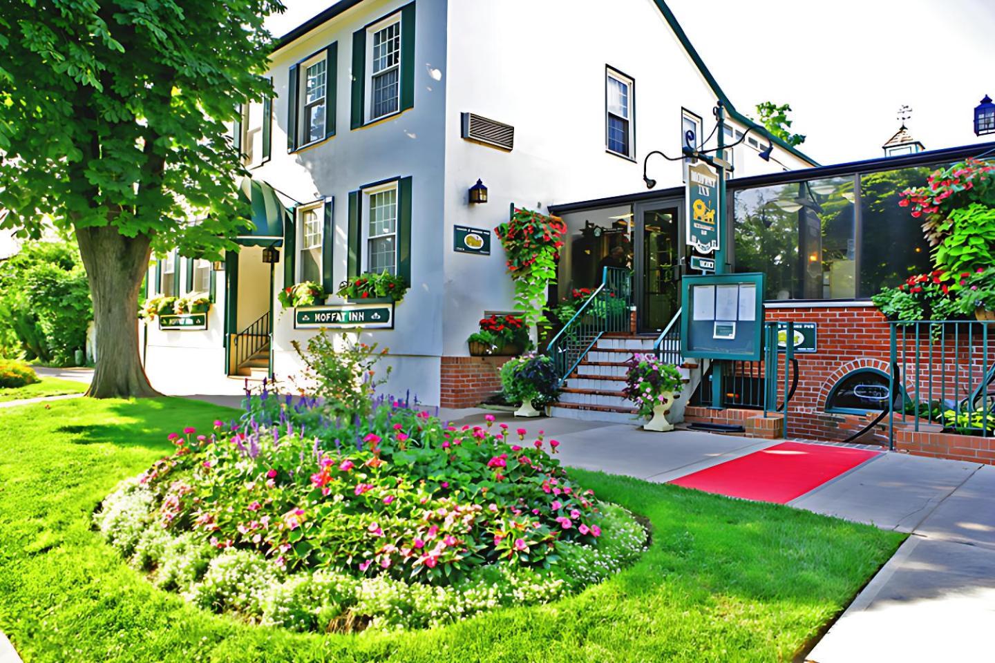 Moffat Inn Niagara-on-the-Lake Exterior photo
